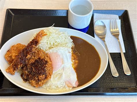 【かつや】5種の主役級おかずを盛りすぎた「フル盛りプレート」食べてみた！ 新メニュー食べ職人ブログ