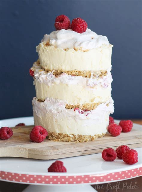 Easy Elegant Naked Cake Raspberry Cheesecake