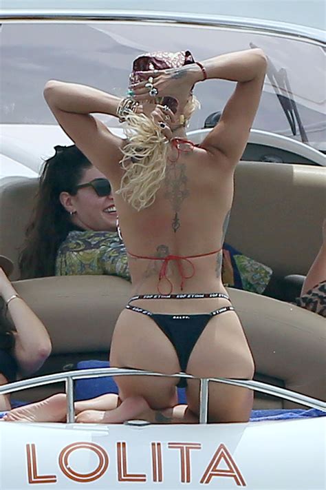 Rita Ora Sexy Ass In A Bikini Photos Videos The Fappening