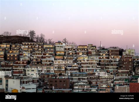 Houses On A Hill Near Naksan In Seoul Korea Stock Photo Alamy