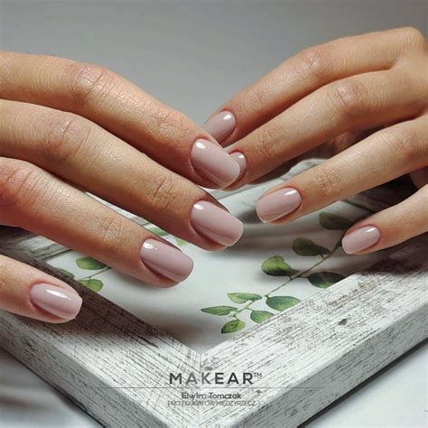 NRB06 Smoky Beige Nude Rubber Base Promocje MANICURE RUBBER BASE Nude MANICURE BASE