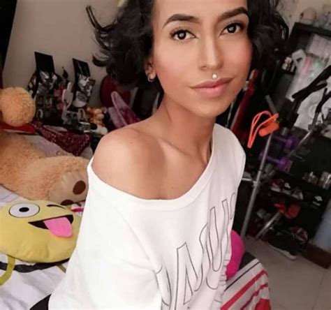 Crss Stickam Nude Stickam Girls Live Cams With Free Sex Chat