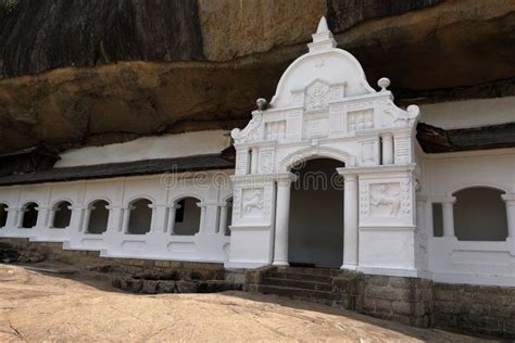 Templos De La Cueva De Dambulla En Sri Lanka Foto De Archivo Imagen