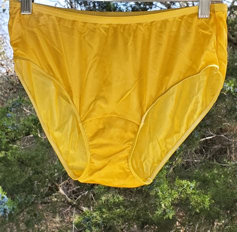 Shadowline Bikini Sissy Panty Slippery Nylon L YELL Gem