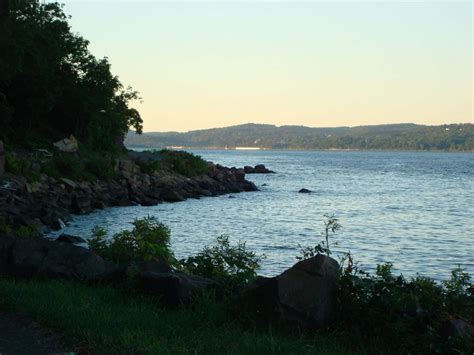 Public Transit Guide: Commuting to Monsey, New York 2