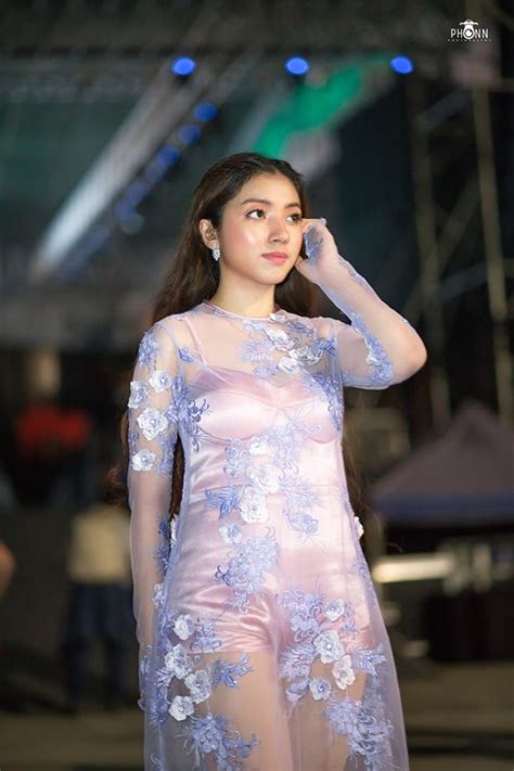 Hot Sexy Pan Yaung Chel Bikini Pics