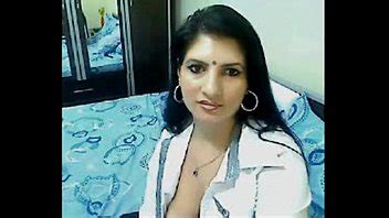 Hot Horny High Class Bhabhi Home Alone Chatting On Webcam Xvideos