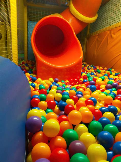 Book a play session | 123 Jump | Bristol, Plymouth, Cardiff