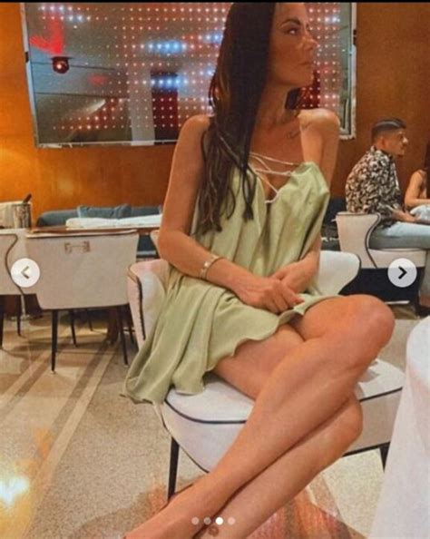 Antonella Mosetti Completamente Nuda Sui Social Che Ventaglio Di Foto Hot