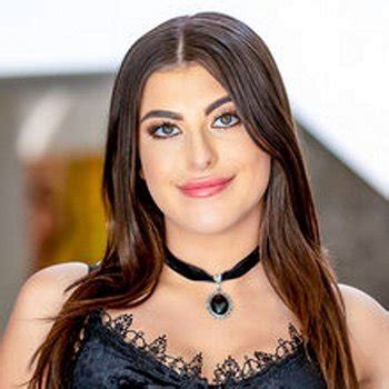 Gal Ritchie Babe Page Watch This Pornstar On Freeones