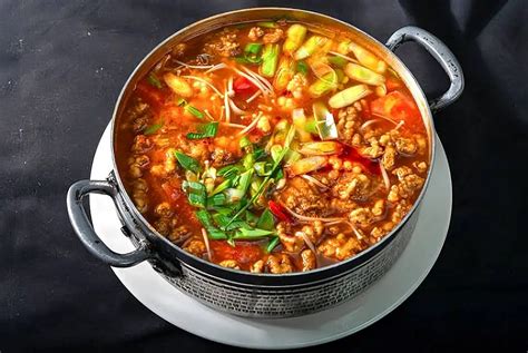 Hot And Sour Soup Packet Hot Pot Base Factory