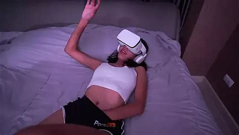 She Visits My Room Only For My Cum She Deserve It Cute Porn Feat BellamissU XHamster