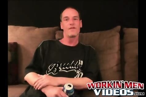 Mature Homo Masturbates Hard While Fingering His Asshole