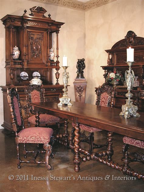 Gothic Furniture Characteristics