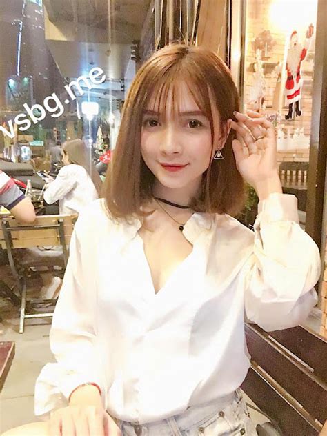 Ảnh Hot Girl 9x Cctalk Mặc Áo Sơ Mi Trắng Cực Gợi Cảm Quyến Rũ
