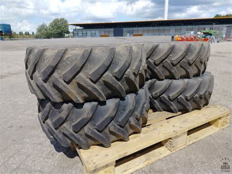 Continental Contract AC70 265/70 R16 (901273) | P&E