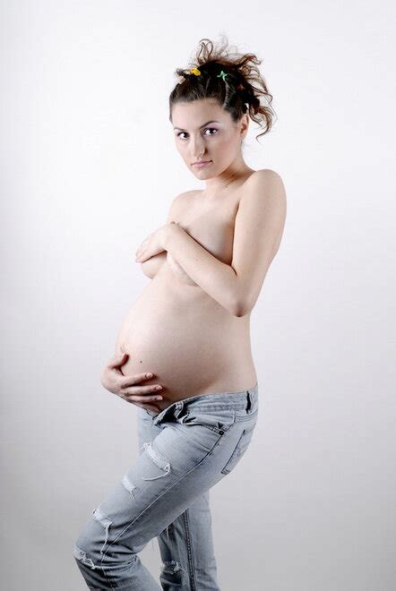 She Can T Zip Her Jeans Up Anymore Porn Pic