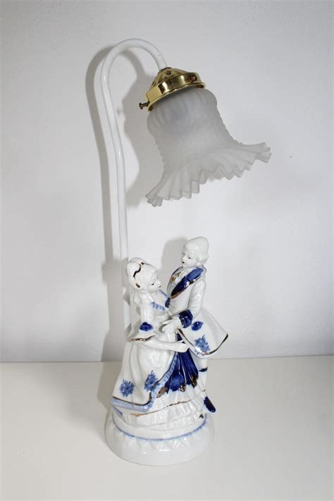 Vintage Lampe Mit Porzellan Figur Mon Ami E Vintage