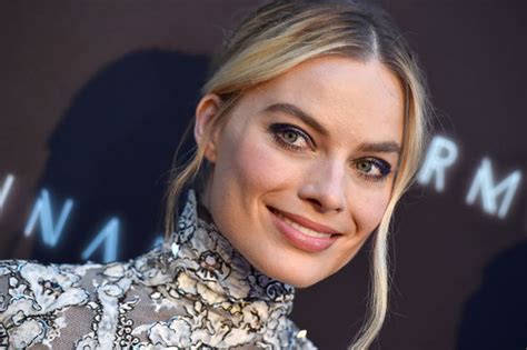 Margot Robbie To Play Sex Symbol Golf Legend Jan Stephenson Films