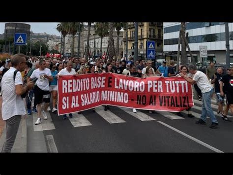 Stop Reddito Di Cittadinanza Corteo A Napoli Tensioni Tra