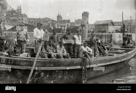 Lekeitio Pesca Hi Res Stock Photography And Images Alamy