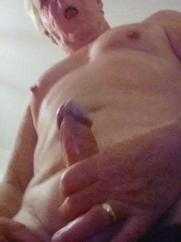 Cd Wanking Gay British Crossdresser Amateur Crossdresser Porn Video