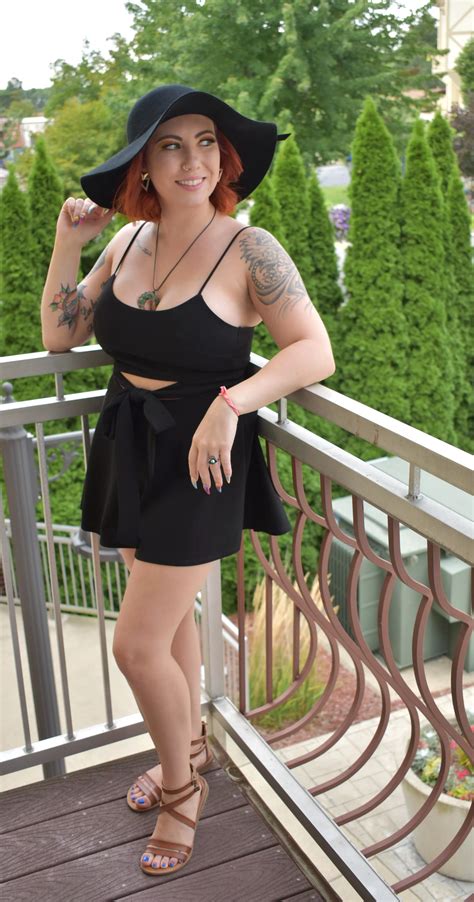 No Need For A Bra Here Nudes Braless NUDE PICS ORG