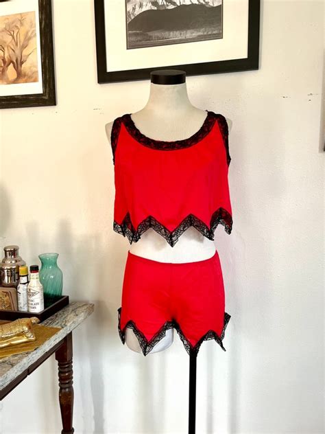 Vintage Lingerie Set Red Gem