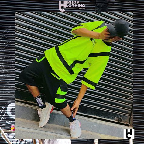 NEON GREEN OVERSIZE T-SHIRT – Hiphopclothing india store