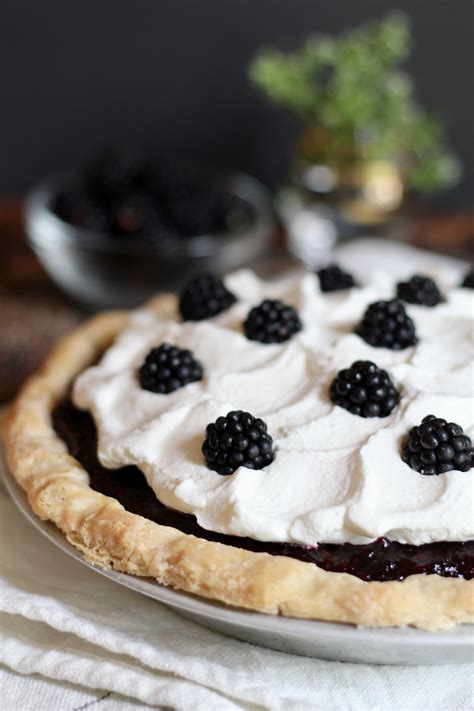 This Show Stopping Blackberry Pie Is The Perfect Layered Combo Of