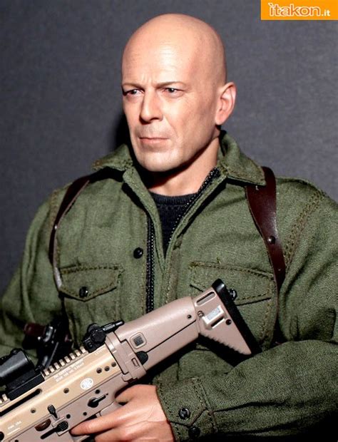 Recensione Hot Toys Joe Colton Toy Fair Exclusive G I Joe Retaliation Itakon It