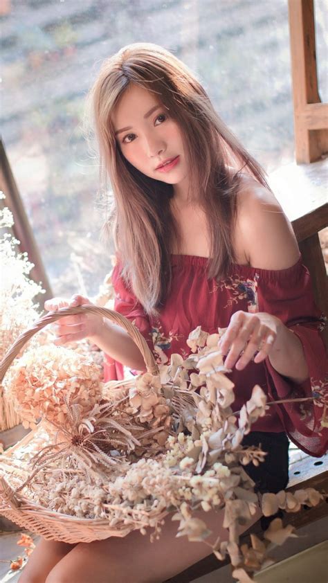 H Nh N N Girl Xinh K M C Bikini Full Hd Cho Laptop I N Tho I