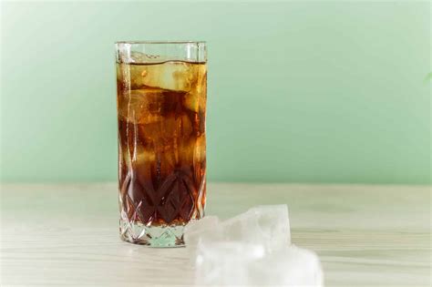 Rum And Coke Cocktail Recipe By Drinksworld