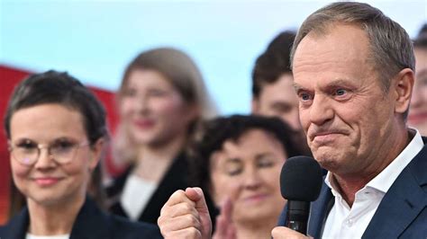 Opposition Glaubt Nach Polen Wahl An Sieg Partei PiS Vorn