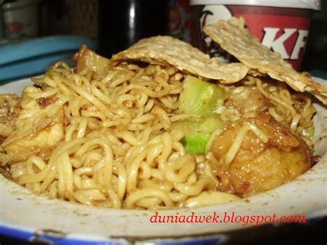 Dwek Dapur Pemula Mie Goreng Batagor