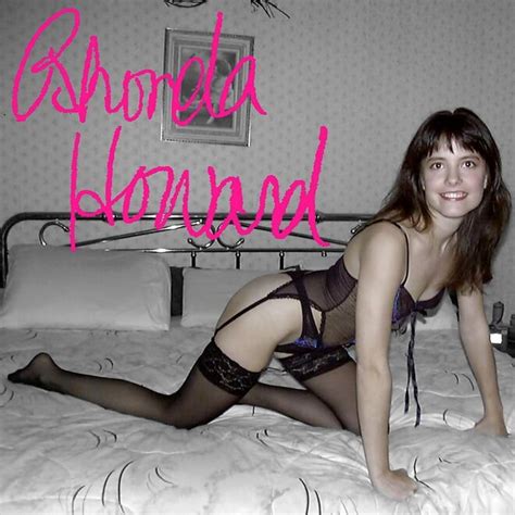 Girls Amateur Brunettes MILFs Rhonda Howard Exposure X Porn Pic