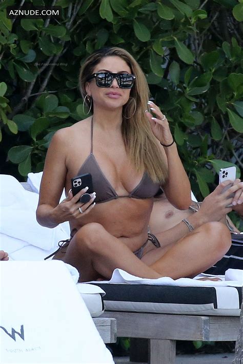 Larsa Pippen Sexy Relaxes By The Pool Showing Off Her Hot Bikini Body In Miami AZNude