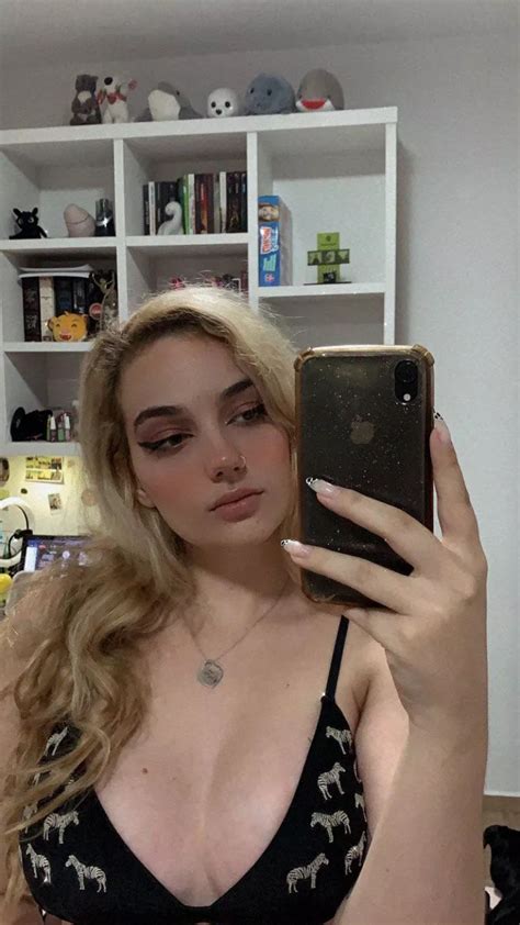 Work Has Been Kicking My Ass Nudes Burstingout NUDE PICS ORG