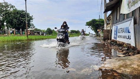 Belum Surut Banjir Di Sejumlah Titik Di Kota Semarang Sejak Tahun Baru