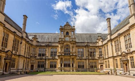 Exploring the Oxford University Colleges – Oxford Travel ...