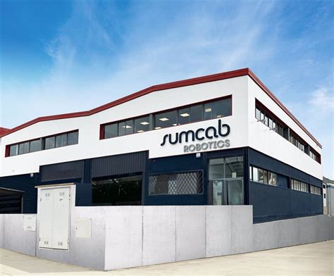 Economía Sumcab Robotics inaugura un centro de producción e I D en