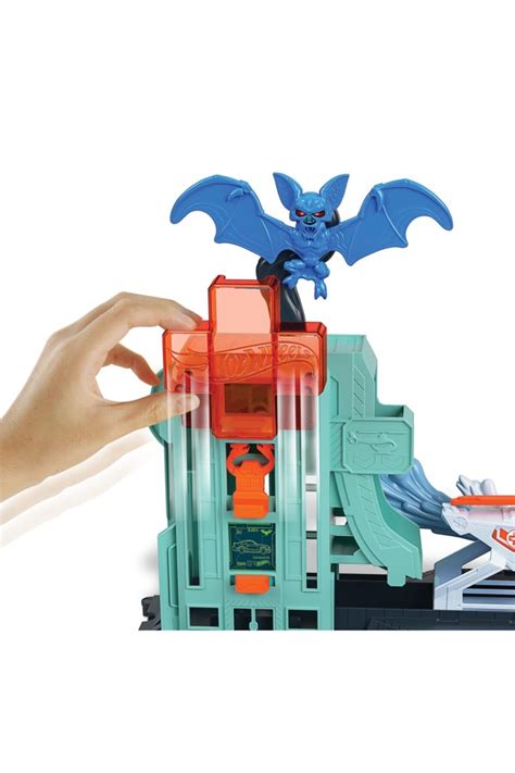 Hot Wheels Ehirde Yarat K Maceras Oyun Seti Y Lanl K Pr Sald R S Fnb Gjk Fiyat