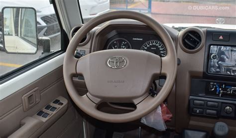 New Toyota Land Cruiser Hard Top V8 2022 for sale in Dubai - 558664