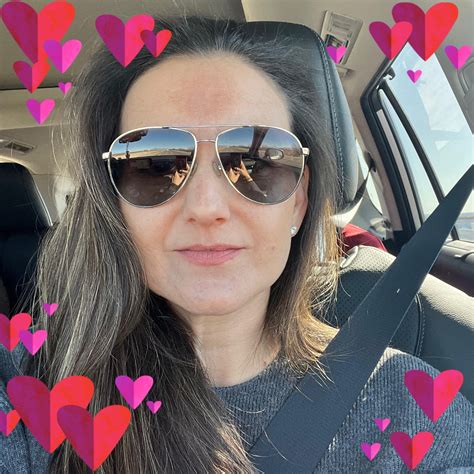 Elisa Chauvet - Las calcetas olían feo antes de que yo... | Facebook