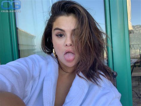 Selena Gomez Nude Pictures Onlyfans Leaks Playboy Photos Sex Scene Uncensored