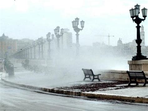 Puglia è allarme vento scatta l allerta gialla Previste forti