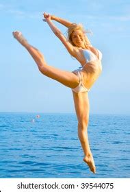 3 Thousand Naked Women Jumping Royalty Free Images Stock Photos Pictures Shutterstock