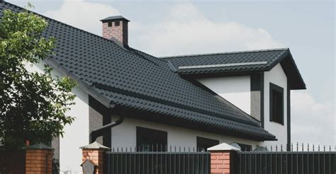 Rubber Roofing Shingles Guide (2024)