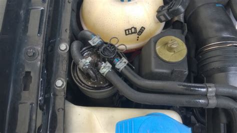 Где находится топливный фильтр и как его заменить на Ауди А6 (бензин ...