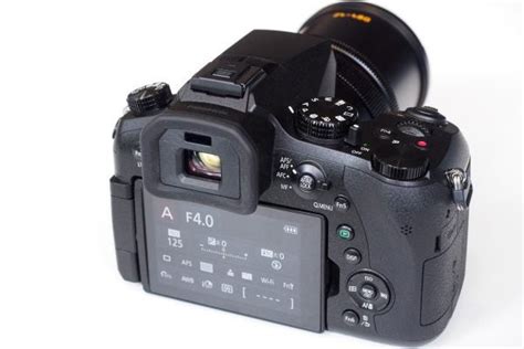 Panasonic FZ2000 vs FZ1000 - What Digital Camera